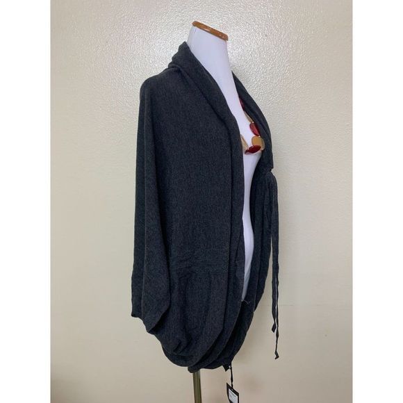 Jarbo Wool & Cashmere Shrug/Cardigan - Picture 2 of 9